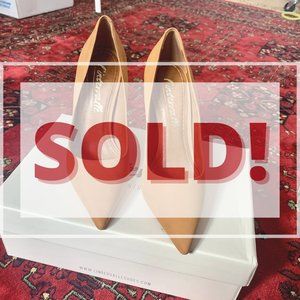 L’intervalle neutral nubuck pumps | BRAND NEW